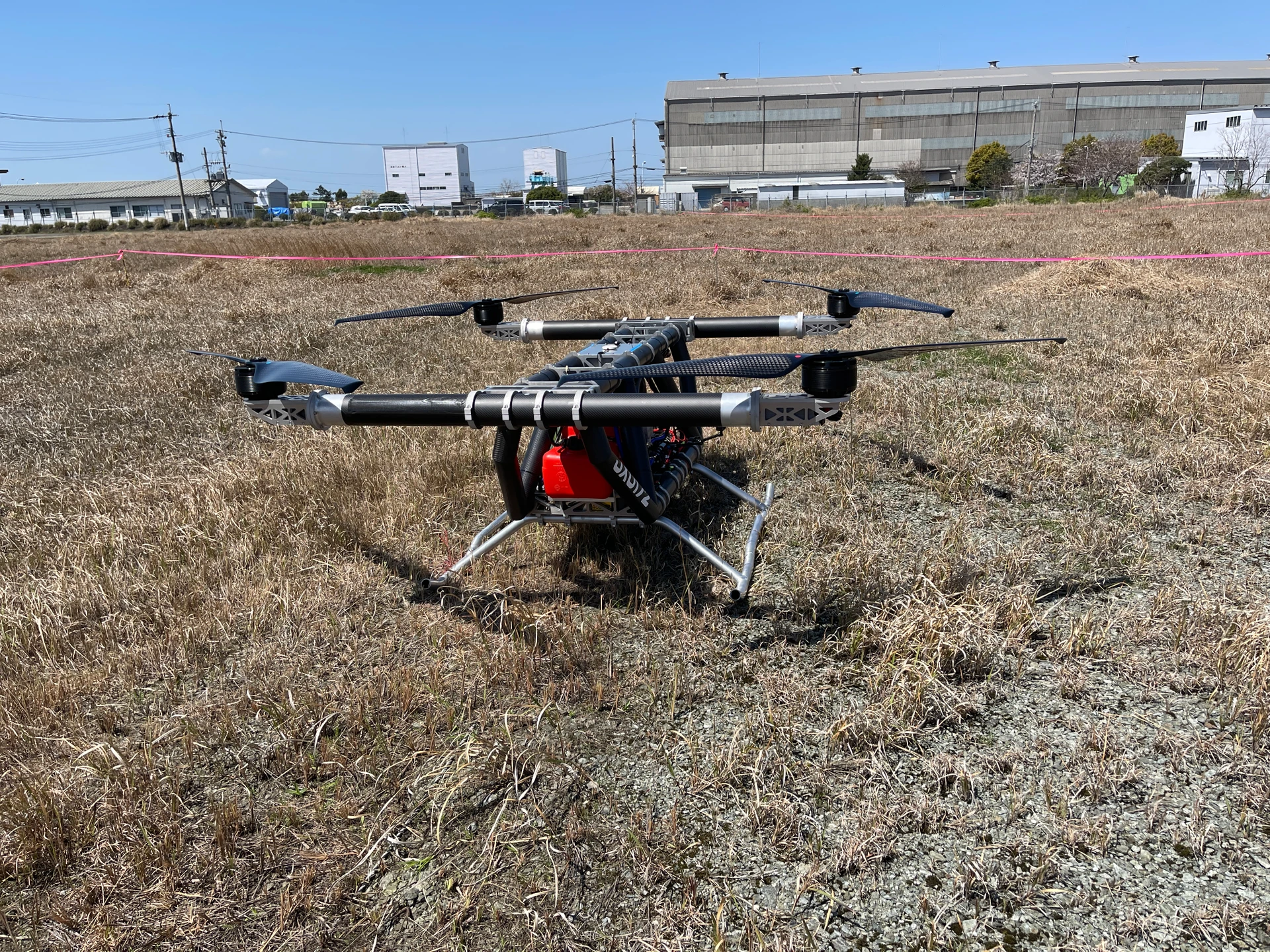 Large carbon-frame aircraft